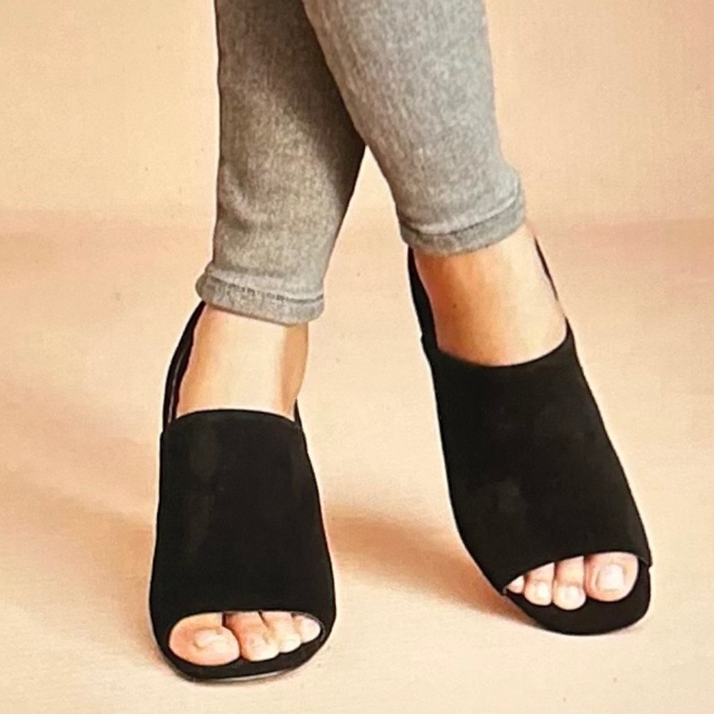 SARTO by Franco Sarto "Ellison" Black Suede Stacked Heels Size 6.5